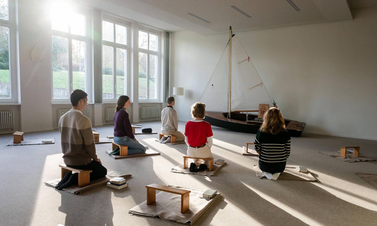 Zukunftswerkstatt-Frankfurt_Im-Meditationsraum